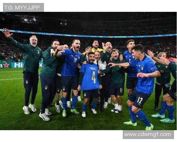 南京足球队与广州足球队赛后复盘分析意识碰撞与战术对决